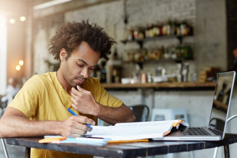 O uso de dados no combate da desigualdade educacional